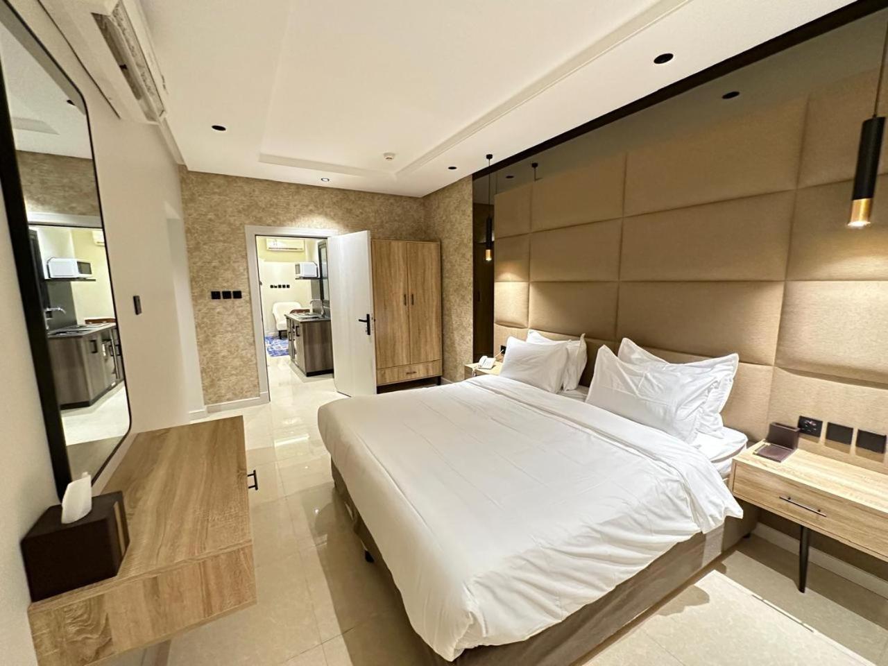 Xyz Hotel Qurtoba Riyad Extérieur photo